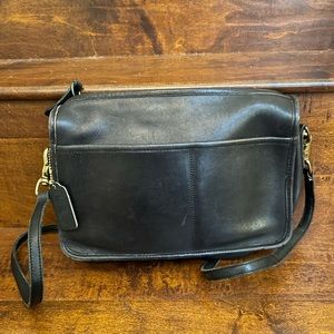 Coach authentic and antique leather purse. Black